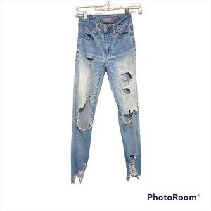 American Eagle Womens Highly Distressed High Rise Jegging